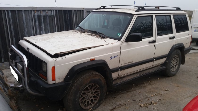 Dezmembrez Jeep Cherokee XJ, an fabr.1998, 2.5TD, 4X4