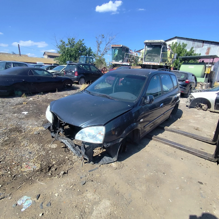 Dezmembrez Kia CARENS 2 (FJ) 2002 - 2006 2.0 CRDi D4EA( CP: 140, KW: 103, CCM: 1991 ) Motorina
