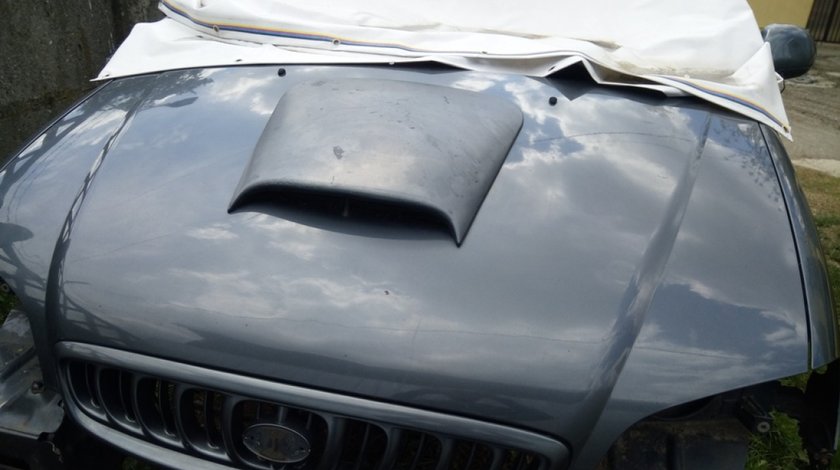 Dezmembrez kia carnival 2.9 tdi 2001