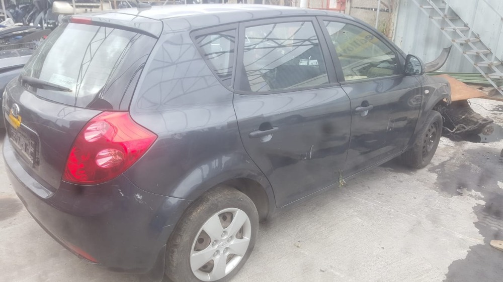 Dezmembrez Kia CEED (ED) 2006 - 2012 1.4 None( CP: None, KW: None, CCM: None ) Benzina