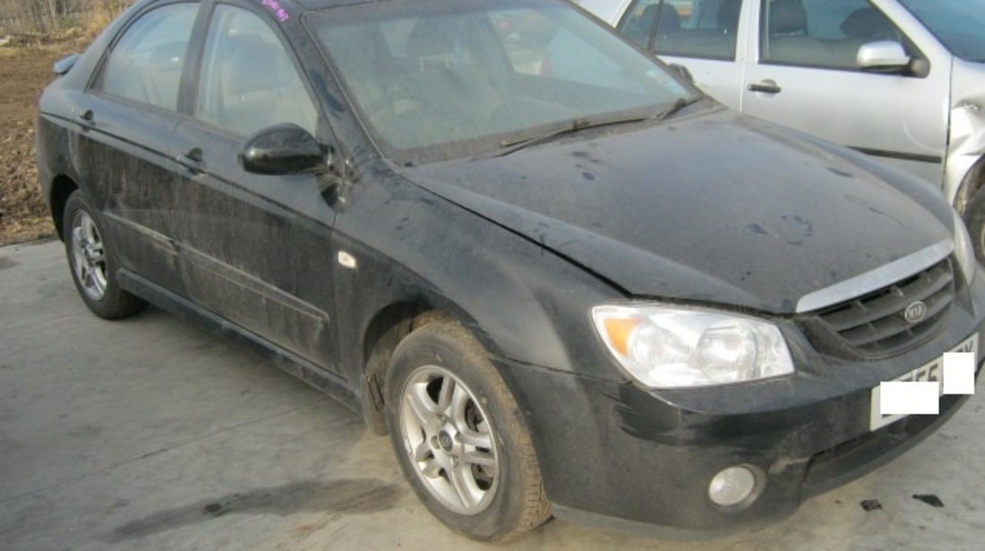 Dezmembrez Kia Cerato din 2006, 1.6b