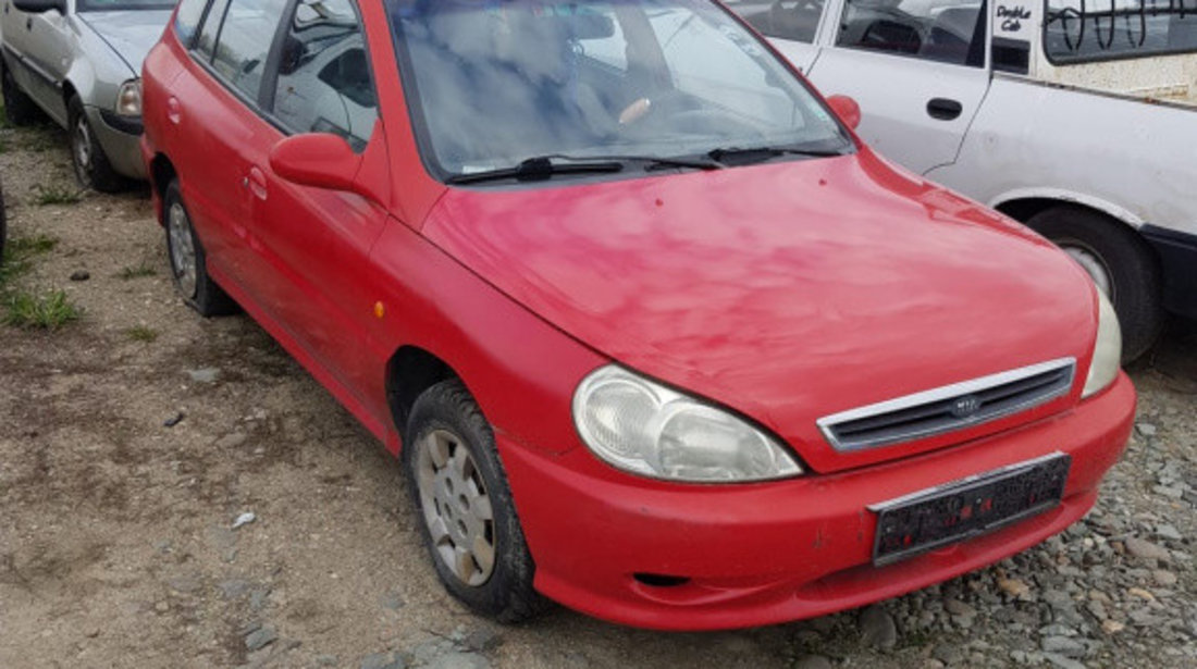 Dezmembrez Kia Rio 2002 Break 1.5