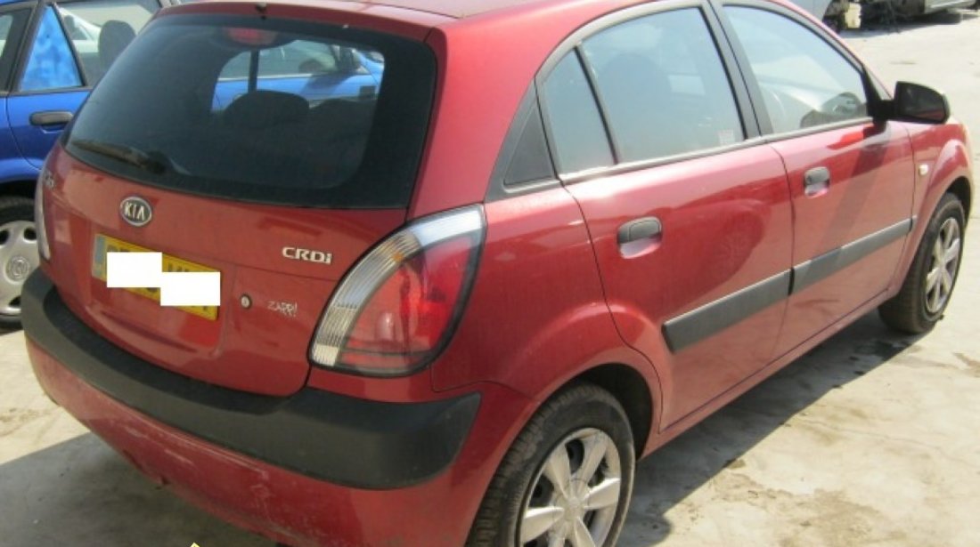 Dezmembrez Kia Rio din 2003 2005 1 4b 1 5d