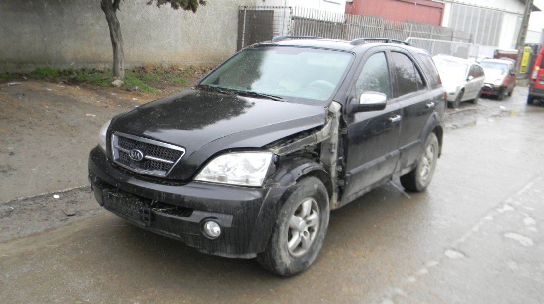 Dezmembrez Kia SORENTO 1 (JC) 2002 - Prezent 2.5 CRDi D4CB ( CP: 140, KW: 103, CCM: 2497 ) Motorina