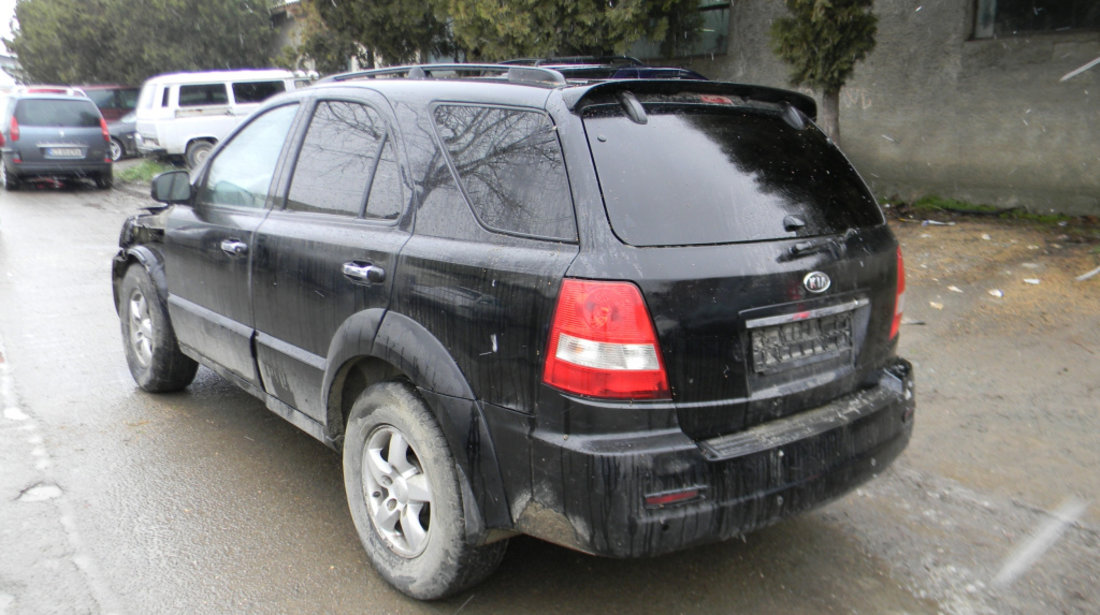 Dezmembrez Kia SORENTO 1 (JC) 2002 - Prezent 2.5 CRDi D4CB ( CP: 140, KW: 103, CCM: 2497 ) Motorina