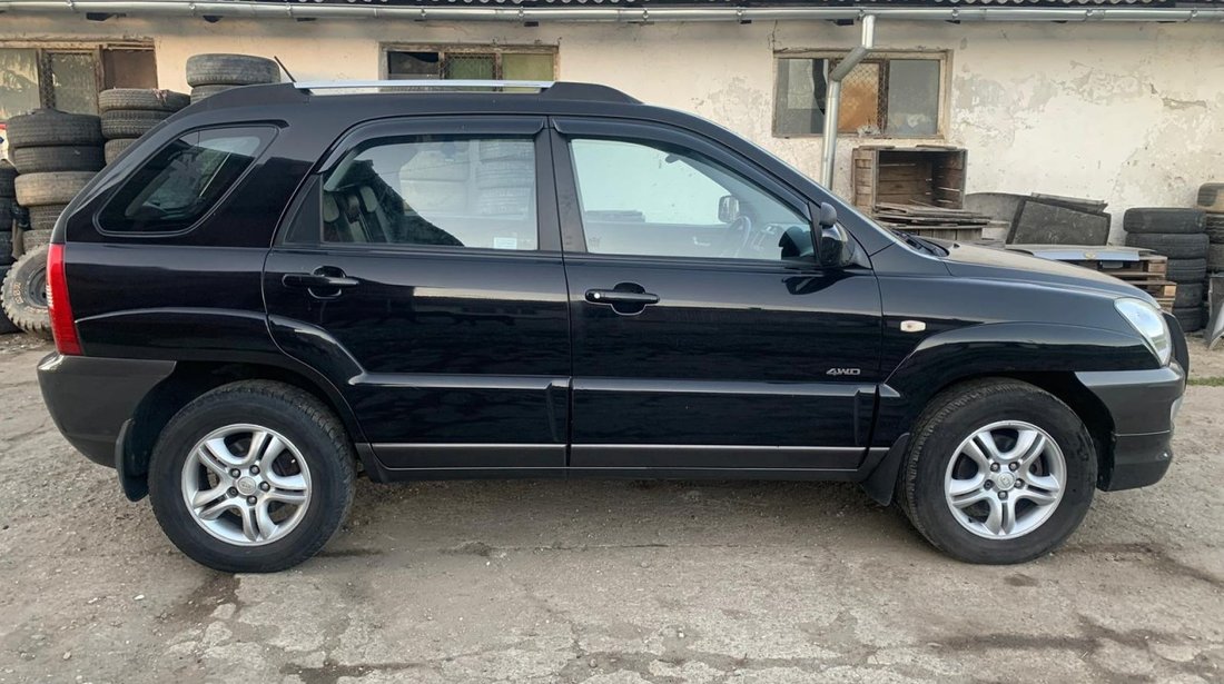 Dezmembrez Kia Sportage 2007 4x4 2.0 Diesel culoare Negru