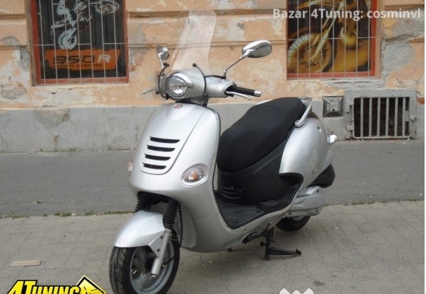 Dezmembrez Kymco Yup 250 cm 4 T