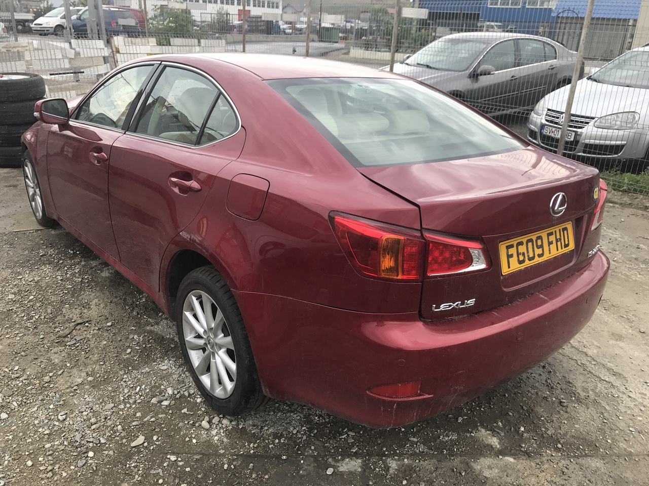 Dezmembrez Lexus IS 220d 2009