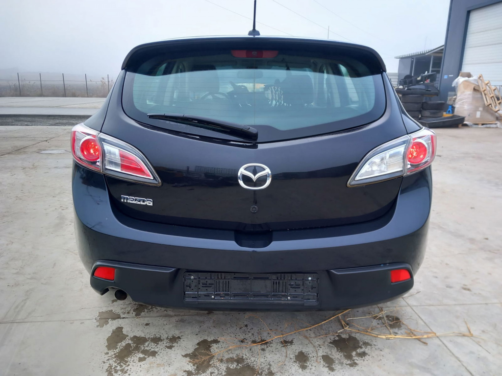 Dezmembrez Mazda 3 Sedan (BL) [Fabr 2008-2013]