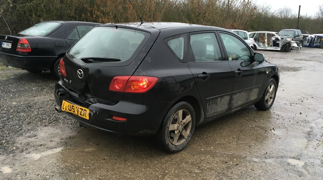 Dezmembrez Mazda 3