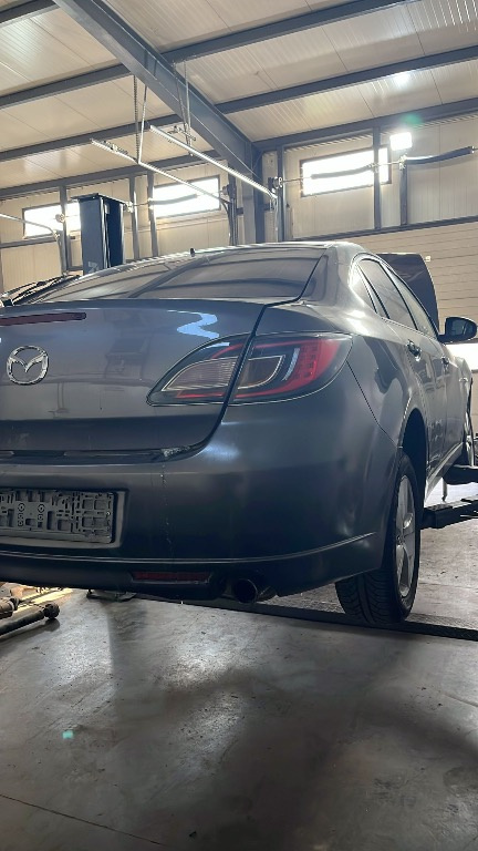 Dezmembrez Mazda 6 2.0 diesel din 2008