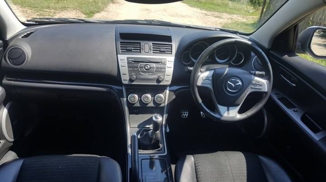 Dezmembrez mazda 6 berlina 2.0 cd rf7j 143 cai