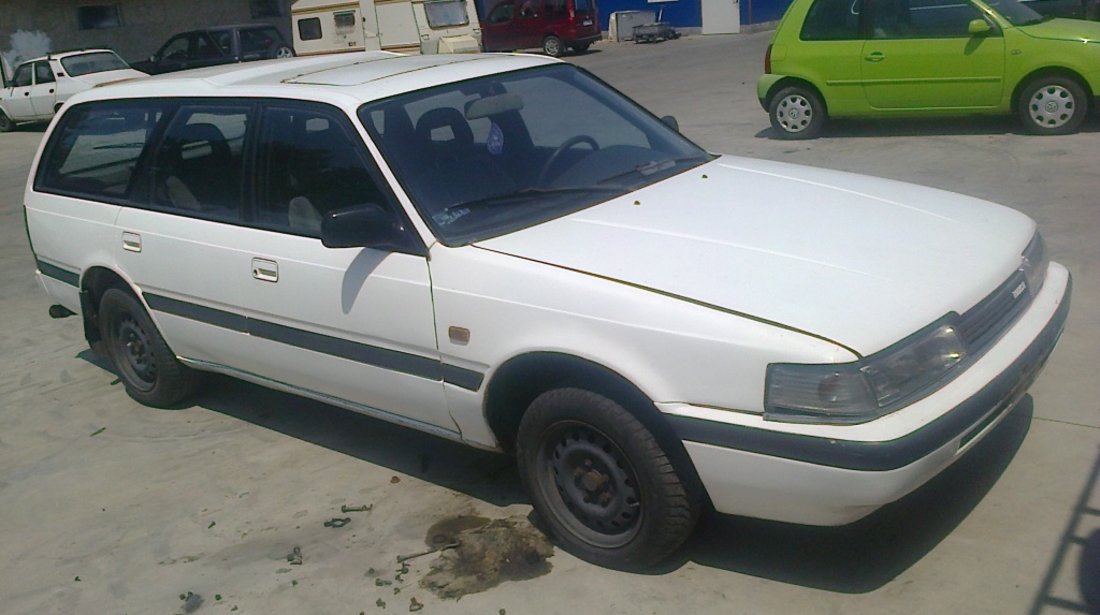 Dezmembrez Mazda 626, an 1989