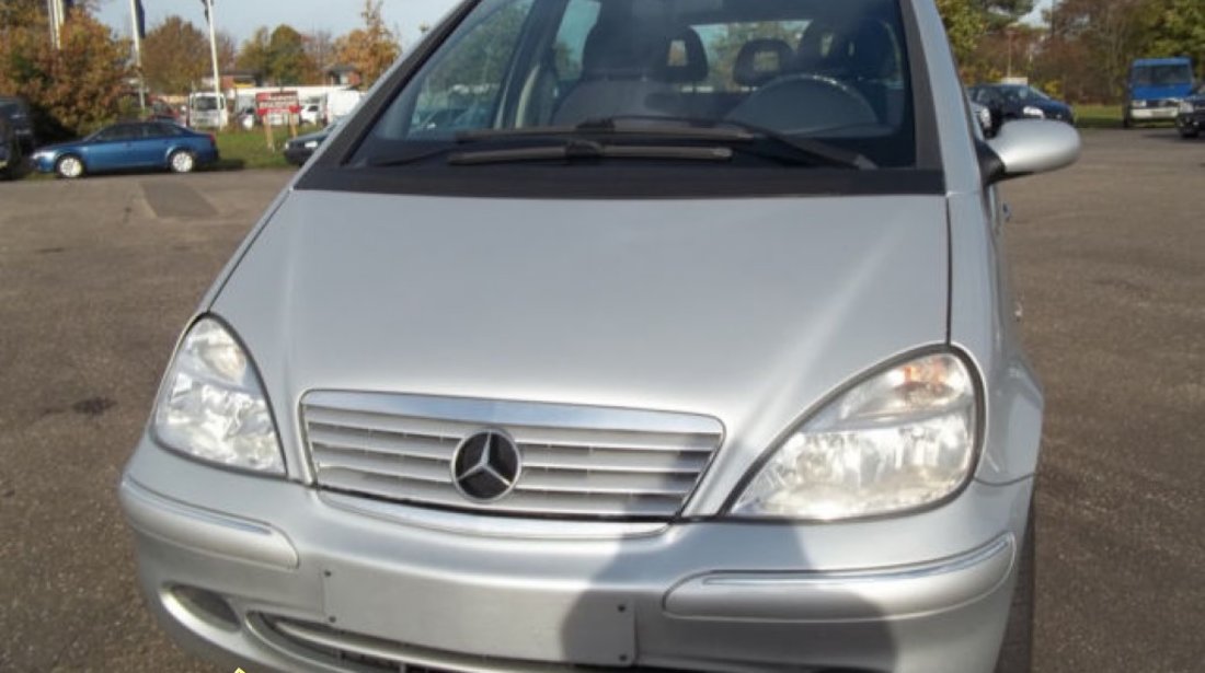 Dezmembrez Mercedes A Class A170 CDI W168 facelift lung long