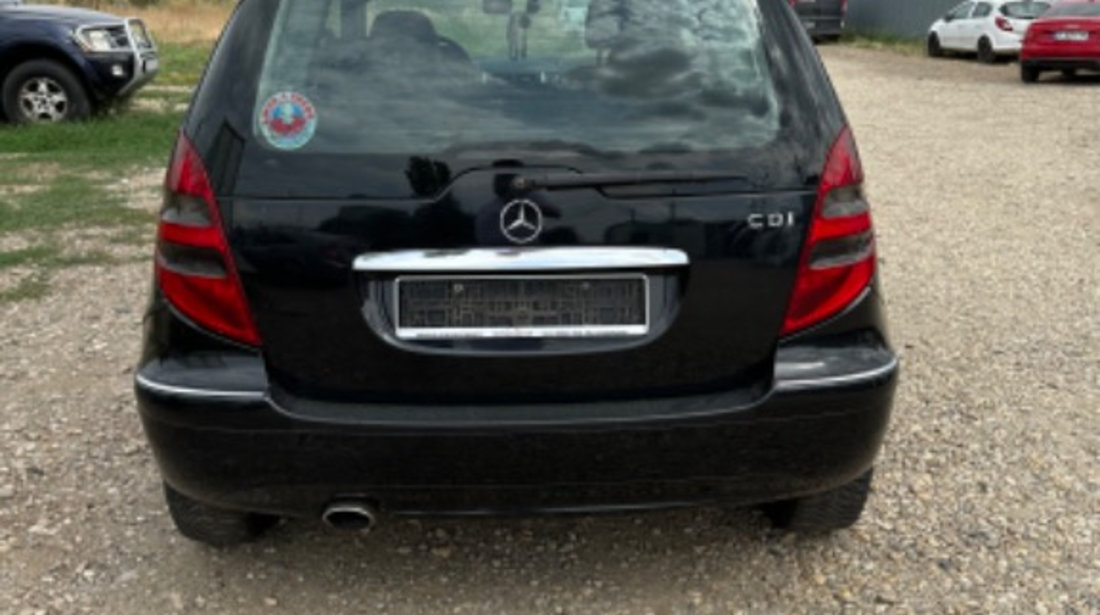 Dezmembrez Mercedes a class w169 motor 2.0 d automat an 2008