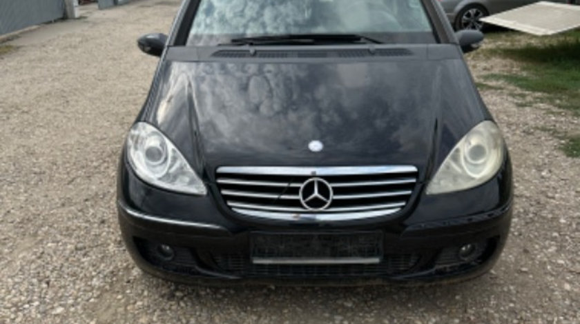 Dezmembrez Mercedes a class w169 motor 2.0 d automat an 2008