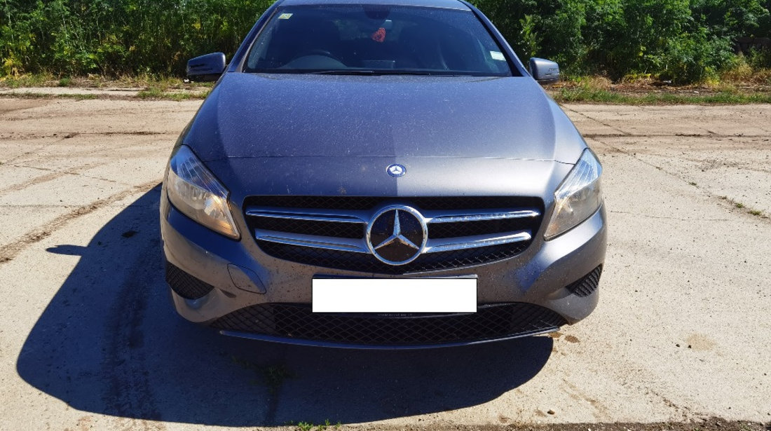 Dezmembrez Mercedes A-Class W176