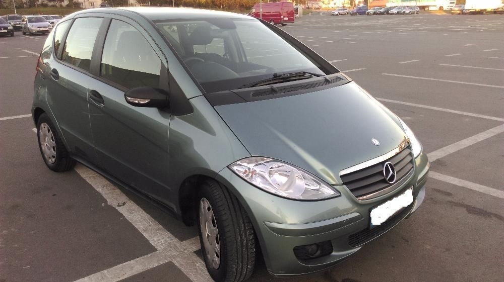 Dezmembrez Mercedes A150 W169 1.5 benzina 2006 CLASSIC