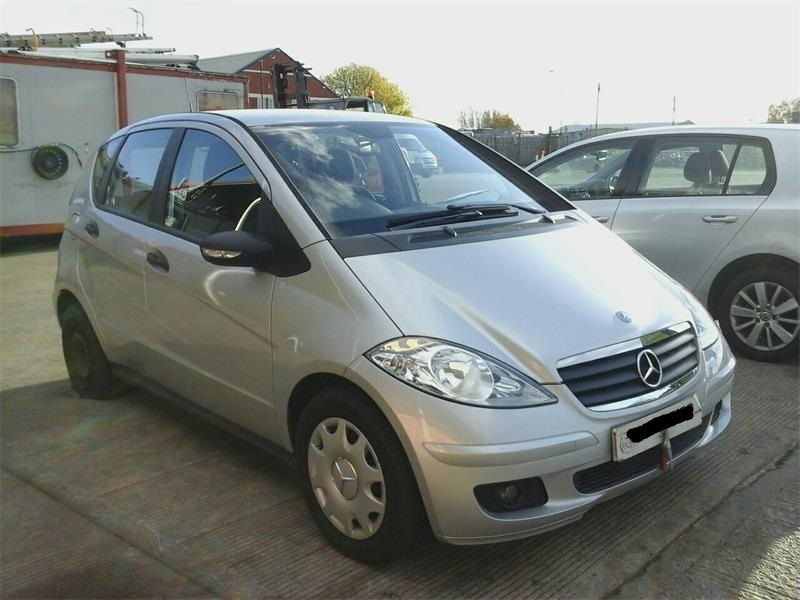 Dezmembrez Mercedes A150 W169 1.5 benzina, an 2006