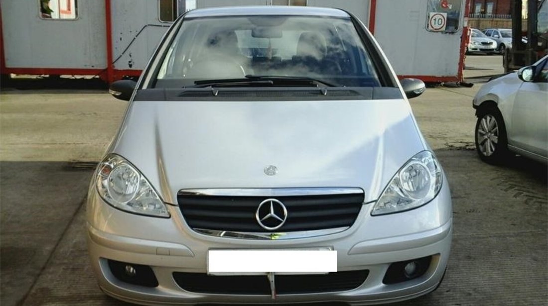 Dezmembrez Mercedes A150 W169 1.5 benzina, an 2006