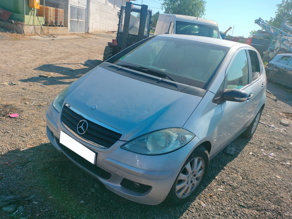 Dezmembrez Mercedes-Benz A-CLASS (W169) 2004 - 2012 A 180 CDI (169.007, 169.307) OM 640.940 ( CP: 109, KW: 80, CCM: 1991 ) Motorina