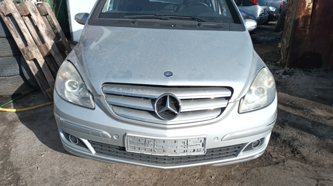 Dezmembrez Mercedes-Benz B-CLASS (W245) 2005 - 2011 B 200 CDI (245.208) OM 640.941 ( CP: 140, KW: 103, CCM: 1991 ) Motorina