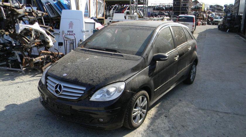 Dezmembrez Mercedes-Benz B-CLASS (W245) 2005 - 2011 B 180 CDI (245.207) OM 640.940 ( CP: 109, KW: 80, CCM: 1991 ) Motorina