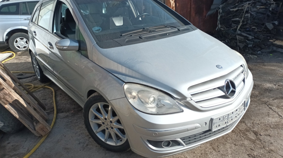 Dezmembrez Mercedes-Benz B-CLASS (W245) 2005 - 2011 B 200 CDI (245.208) OM 640.941 ( CP: 140, KW: 103, CCM: 1991 ) Motorina