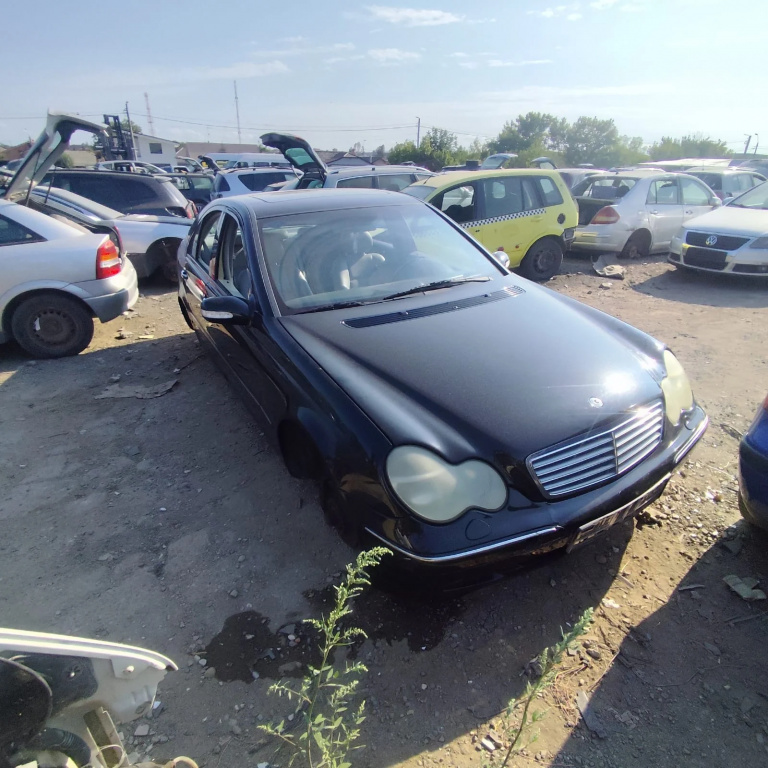 Dezmembrez Mercedes-Benz C-CLASS (W203) 2000 - 2007 C 200 Kompressor (203.245) M 111.955( CP: 163, KW: 120, CCM: 1998 ) Benzina