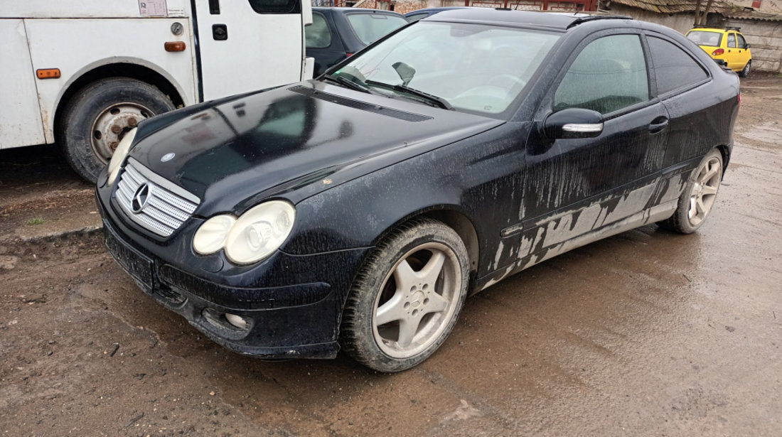 Dezmembrez Mercedes-Benz C-CLASS (W203) 2000 - 2007 C220 CDI (203.208) OM 646.963 ( CP: 150, KW: 110, CCM: 2148 ) Motorina