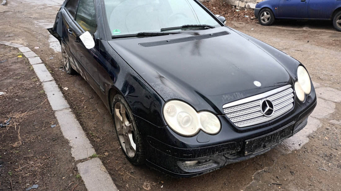 Dezmembrez Mercedes-Benz C-CLASS (W203) 2000 - 2007 C220 CDI (203.208) OM 646.963 ( CP: 150, KW: 110, CCM: 2148 ) Motorina