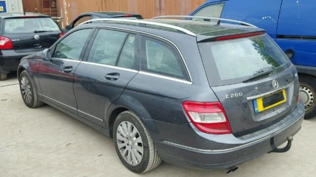 Dezmembrez Mercedes Benz C200 2009 2.2d 