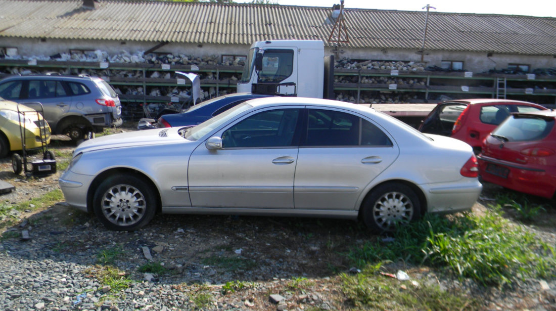 Dezmembrez Mercedes-Benz E-CLASS (W211) 2002 - 2009 E 220 T CDI (211.206) OM 646.961 ( CP: 150, KW: 110, CCM: 2148 ) Motorina