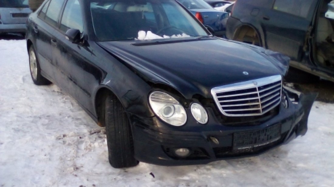 Dezmembrez Mercedes-Benz E-Class W211, an 2007, motorizare E 220 CDI