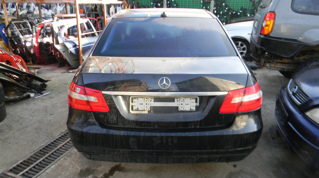 Dezmembrez Mercedes-Benz E-CLASS (W212) 2009 - Prezent E 200 CDI / BlueTEC (212.205, 212.206) OM 651.925 ( CP: 136, KW: 100, CCM: 2143 ) Motorina