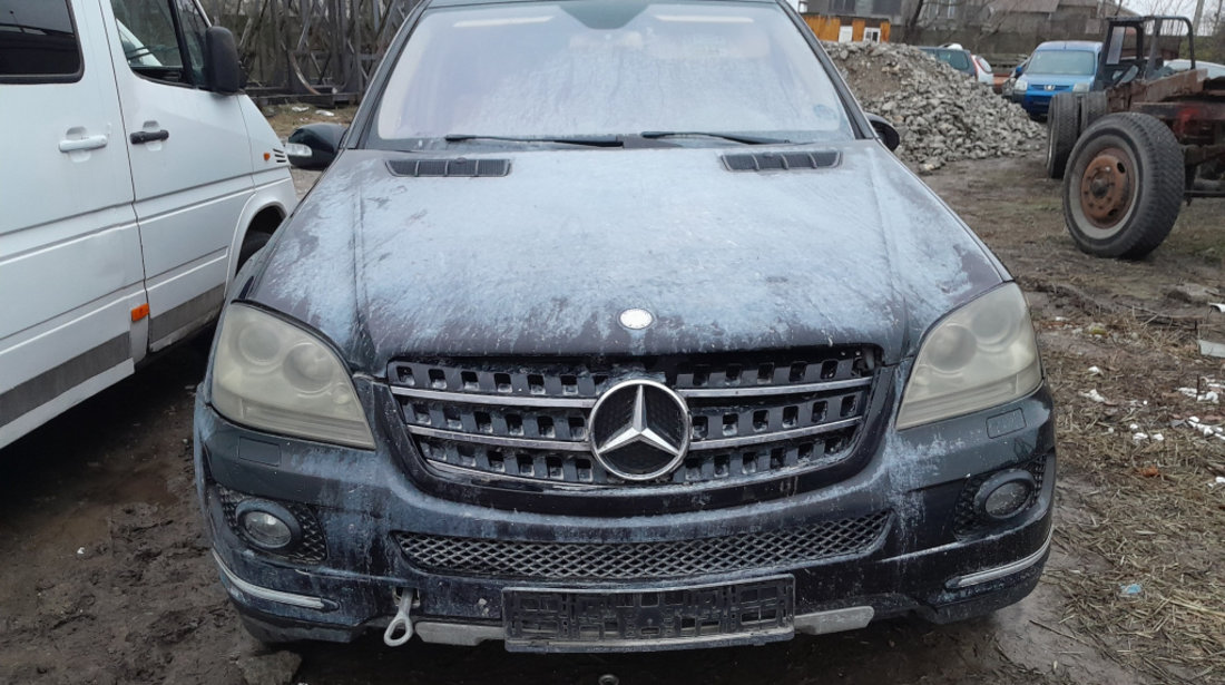 Dezmembrez Mercedes-Benz ML / M-CLASS (W164) 2005 - Prezent ML 350 4-matic (164.186) M 272.967 ( CP: 272, KW: 200, CCM: 3498 ) Benzina