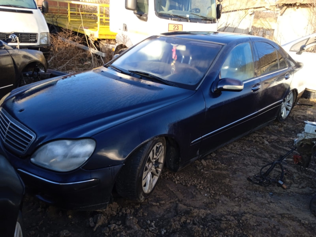 Dezmembrez Mercedes-Benz S-CLASS (W220) 1998 - 2005 S 320 (220.065, 220.165) M 112.944 ( CP: 224, KW: 165, CCM: 3199 ) Benzina