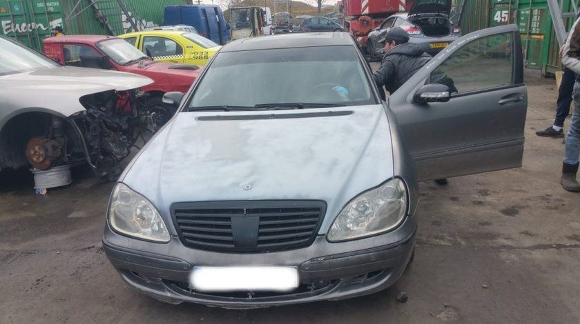 Dezmembrez Mercedes-Benz S-CLASS (W220) 1998 - 2005 S 400 CDI (220.028, 220.128) Motorina