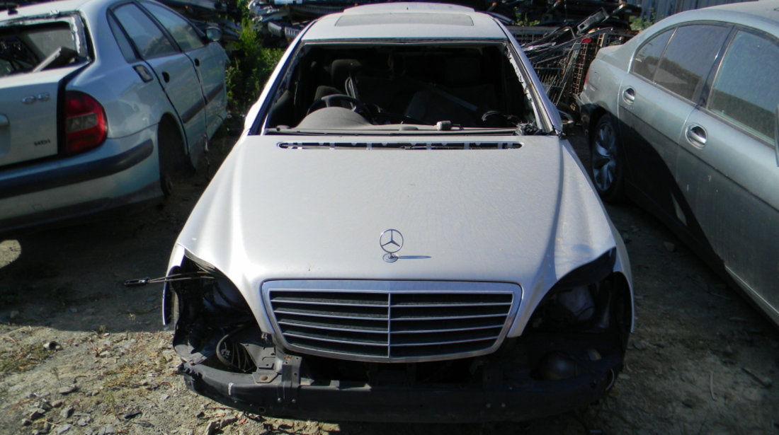 Dezmembrez Mercedes-Benz S-CLASS (W220) 1998 - 2005 S 320 CDI (220.025, 220.125) Motorina