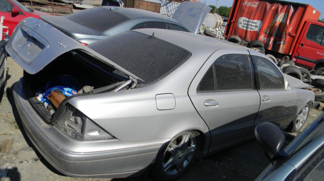 Dezmembrez Mercedes-Benz S-CLASS (W220) 1998 - 2005 S 320 CDI (220.025, 220.125) Motorina