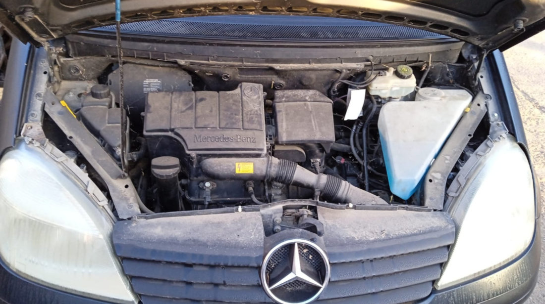 Dezmembrez Mercedes-Benz VANEO (414) 2002 - 2005 1.6 (414.700) M 166.961 ( CP: 102, KW: 75, CCM: 1598 ) Benzina