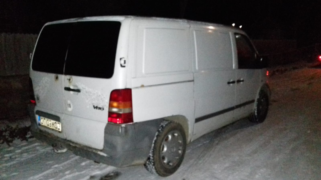 Dezmembrez Mercedes-Benz VITO / V-CLASS (W638) 1996 - 2003 112 CDI 2.2 (638.094) OM 611.980( CP: 122, KW: 90, CCM: 2151 ) Motorina