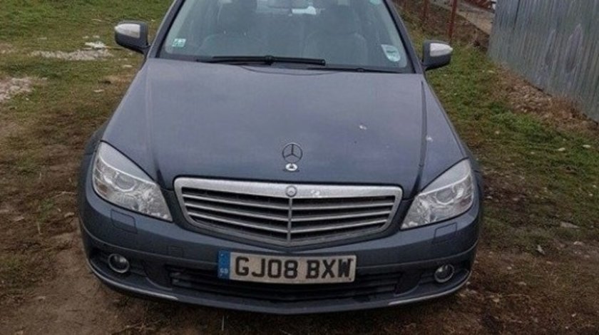 Dezmembrez mercedes benz w204 c220 cdi din 2008