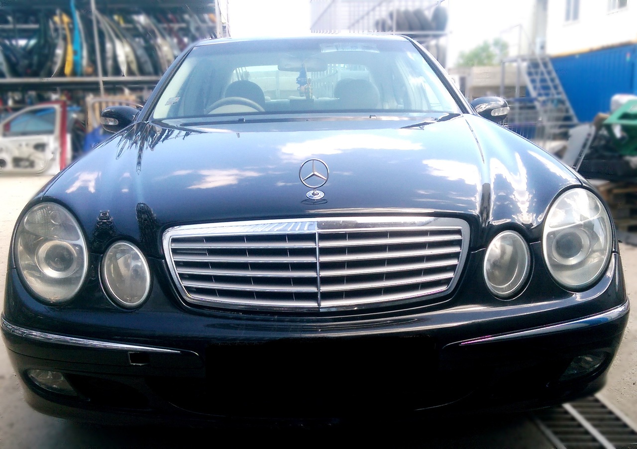 Dezmembrez MERCEDES BENZ W211 320CDI,  a