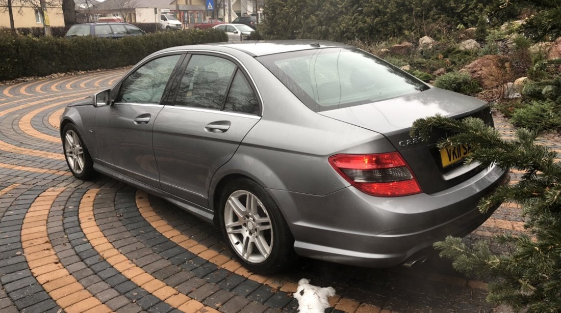 Dezmembrez Mercedes C Class 2.2CDI W204 an 2011 euro5