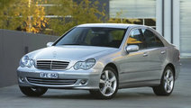 Dezmembrez Mercedes C Class (2006) - 2.2 CDI