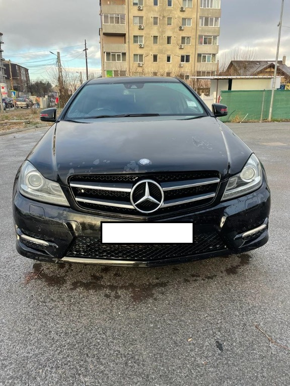 Dezmembrez Mercedes C-CLASS W204 2012 coupe Facelift