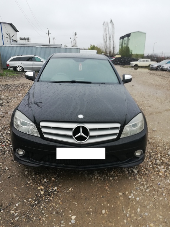 Dezmembrez Mercedes C Class W204 AMG 220 cdi