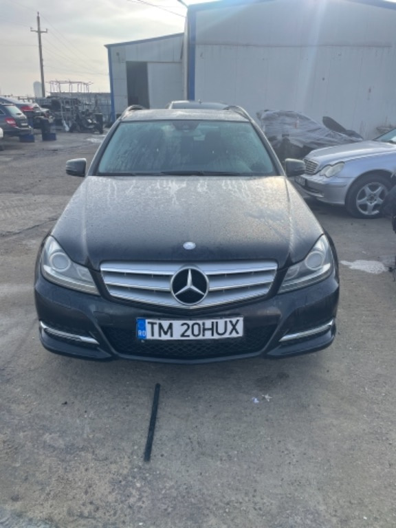 Dezmembrez Mercedes c class w204 Facelift euro 5