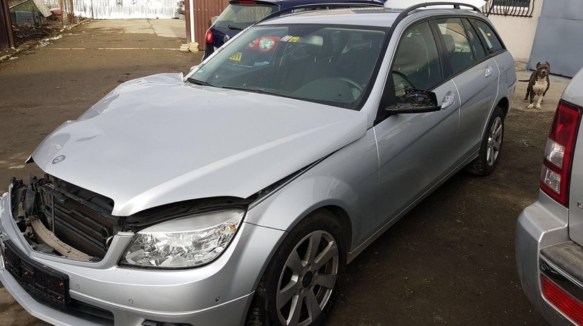 Dezmembrez Mercedes C class W204 S 204 2.2 cdi automat an 2010